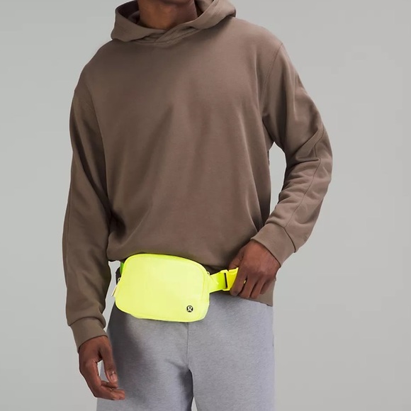 NWT Lululemon Everywhere Belt Bag - Picture 5 of 7